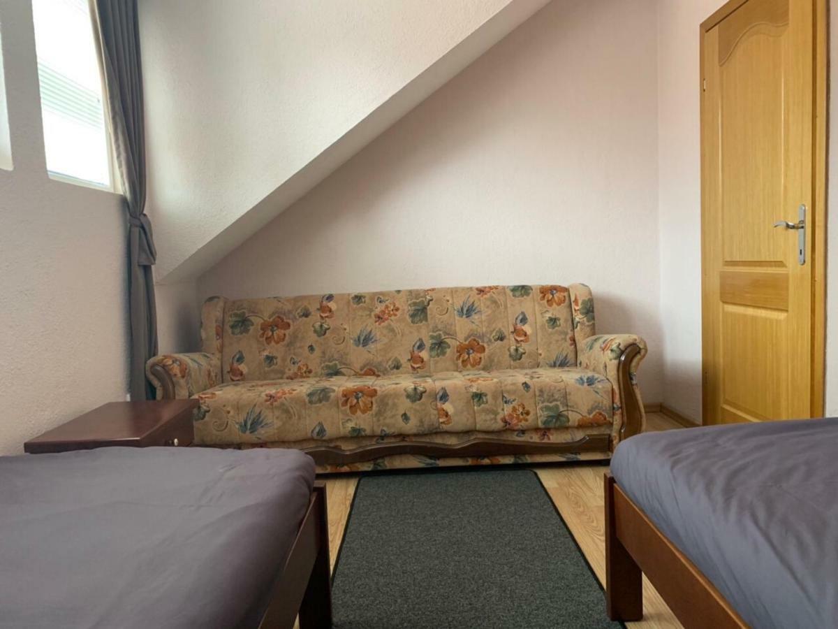 Apartmani Alo Alo プラヴ エクステリア 写真